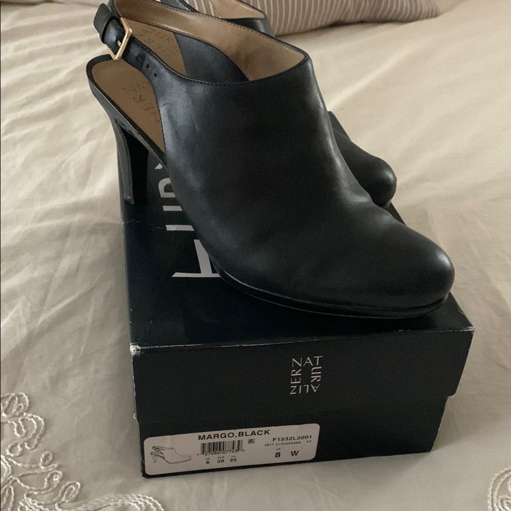 Naturalizer Women's Black Heeled Mules